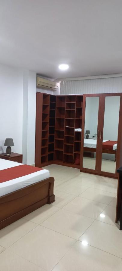 Departamentos Marcecilia De 2 Y 3 Habitaciones En El Centro De Manta Buitenkant foto
